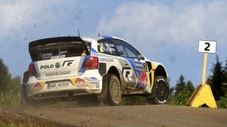 Латвала води след четири етапа в рали Финландия