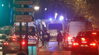 Крадци взеха заложници във френския град Рубе, единият похитител е убит