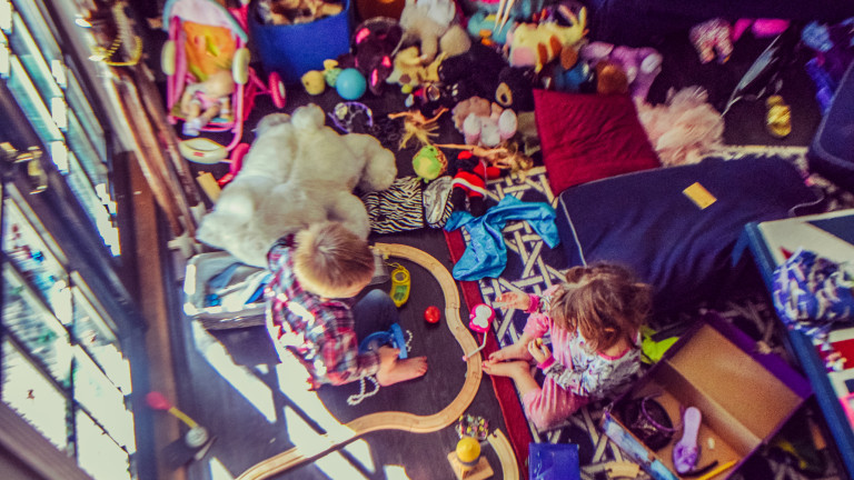 Децата в Европа имат приблизително по 238 играчки.