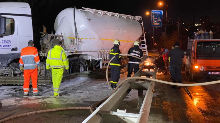 Аварията на водопровода за Велико Търново е отстранена