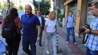 Палатковият лагер пред Паметника на съветската армия МОЧА е