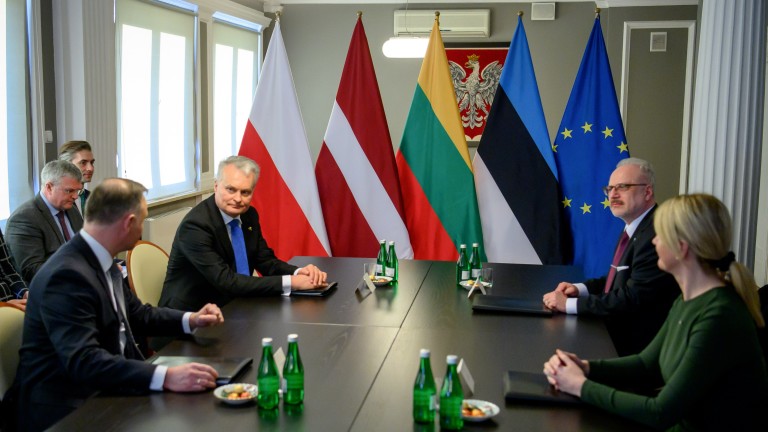 Президентите на Полша, Литва, Латвия и Естония пристигнаха в Киев