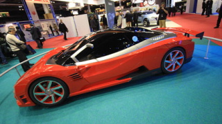 Lada Revolution 3 по-бърз от Porsche Cayman