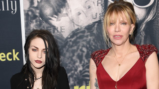 Проблемите на Къртни Лав с данъчните не спират Тя отдавна