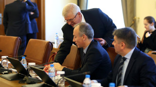 Облекчават предоставянето на българско гражданство на сънародниците ни