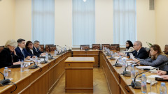 МТС иска пълната концесионна такса от концесионера на столичното летище от 2026 г.