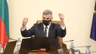 Министрите от служебното правителство решиха да се осигури добавка от