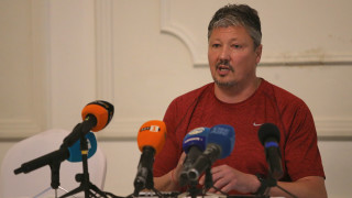 Бившият наставник на ЦСКА Любослав Пенев даде пресконференция на която