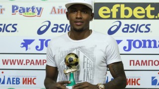 Една от звездите на ЦСКА Гусато Кулма бе официално