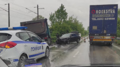 Служители от кортежа на президента пострадаха в катастрофа край Пловдив