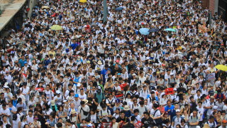 Населението на Китай намаля за втора поредна година през 2023