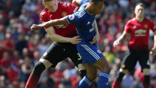 Манчестър Юнайтед приключи сезона с домакинско поражение с 0 2 от