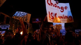 Втори ден продължават протестите в американския град Сейн Луис предаде
