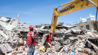 Броят на жертвите от земетресението в Хаити рязко нарасна и