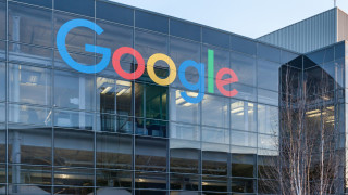 Google налага ограничения на руските медии