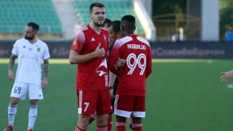 Воденият от Стойчо Младенов Кайсар ще играе с АПОЕЛ (Никозия)
