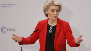 Днес нашият континент среща отново сенки от миналото което мислихме