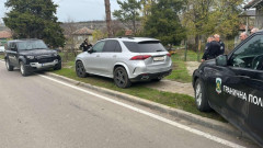 Гранични полицаи откриха в Русенско луксозна кола, открадната от нидерландец в Чехия