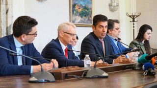 За 100 дни се върнахме четири години назад с най лошите