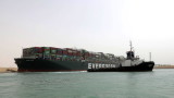 Заради блокирания Суецки канал, корабите започнаха да заобикалят Африка