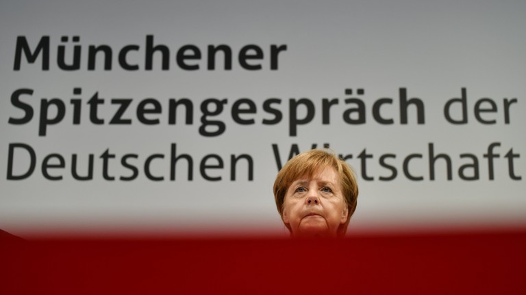 Германският канцлер Ангела Меркел заяви, че решението на германския съд