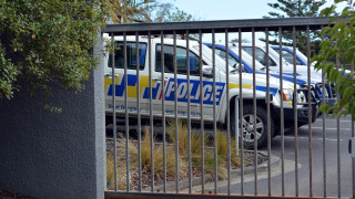 Полицията на Нова Зеландия съобщи че разследва твърдения на бивш