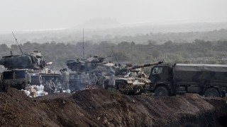 Няма да атакуваме сирийските войски, декларира Турция 