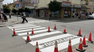 Пролетно обновяване на пътната маркировка започна в Ямбол
