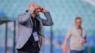 Старши треньорът на Септември София Славко Матич е получил примамлива