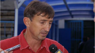 Христолов изригна срещу Марин Бакалов