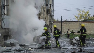 Най малко трима души пострадаха при руска атака срещу Одеса съобщава