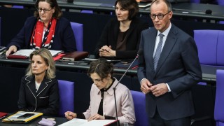 Германският канцлер Фридрих Мерц заяви че държавните финанси не могат