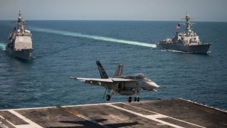 Ирански дрон стоял на 30 метра от изтребител на САЩ