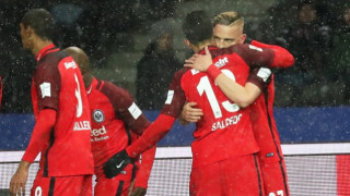 Айнтрахт с героичен обрат над Херта