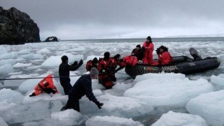 Българските антарктици не успяха да слязат на остров Ливингстън Причината