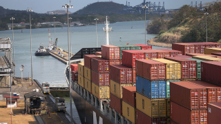 "Кражбата на века": Задигнаха 20 контейнера със злато и сребро в Мексико