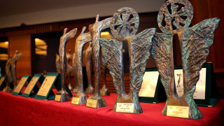 Олимпийските шампионки Стойка Кръстева и Ивет Горанова получиха Спортен Икар