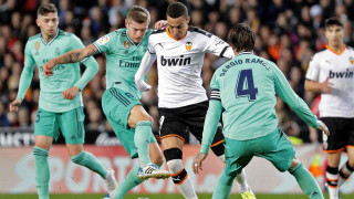 Наставникът на Барселона Кике Сетиен сподели че нападателя на Валенсия