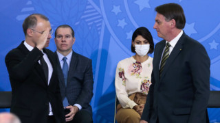 Болсонару вбеси мнозина в Бразилия с пренебрежителни думи за жертвите на COVID-19