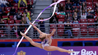 Гимнастичката ни Катрин Тасева измести Невяна Владинова от второто място