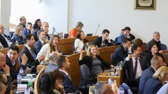 Напук на Терзиев СОС одобри прекроения бюджет на София
