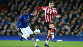 Нападателят Адемола Луукман е поредният английски талант който избра да