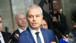 Лидерът на Възраждане Костадин Костадинов отправи тежки обвинения към управляващите