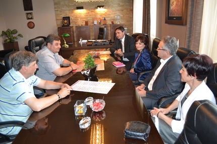 Стара Загора изпрати помощ на наводнения Крушевац