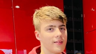 Полицията издирва 15 годишно момче изчезнало тази сутрин в района на