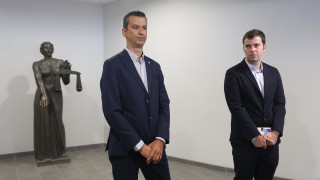 Телефонни измамници опитаха да откраднат 17 800 лева от 90 годишен