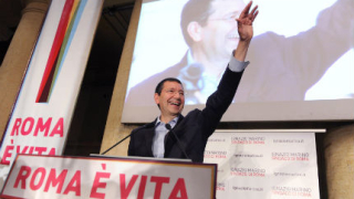 Лявоцентристкият кандидат Марино спечели изборите за кмет на Рим