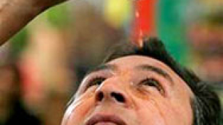 Мексиканец кандидат за "Гинес" по ядене на люти чушки
