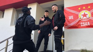 И втората група футболисти на ЦСКА премина медицински прегледи днес