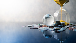 Стратезите на UBS казват че шест от осем признака за